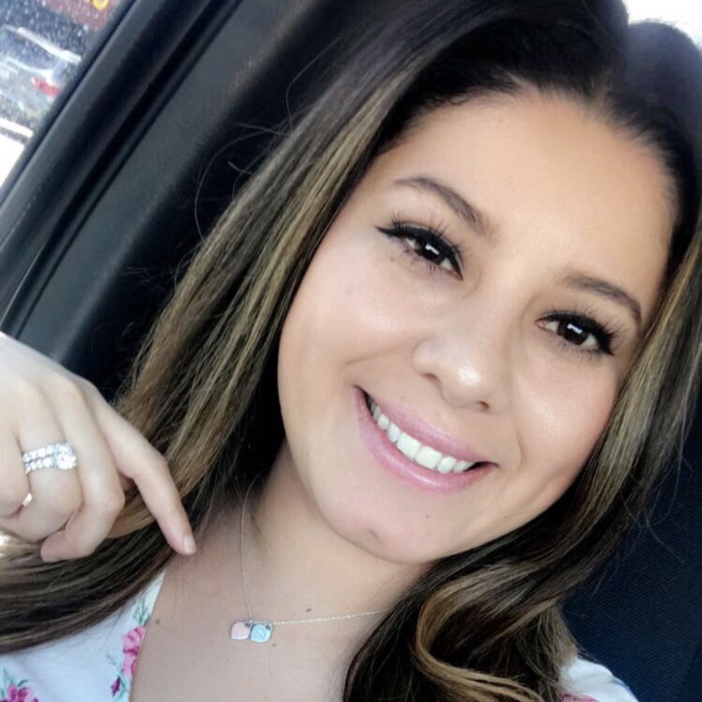 Meet your Posher, Cristina